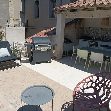 אביניון Maison Intra Muros, Terrasses Avec Vue Jaccuzzi Et Garage חדר תמונה