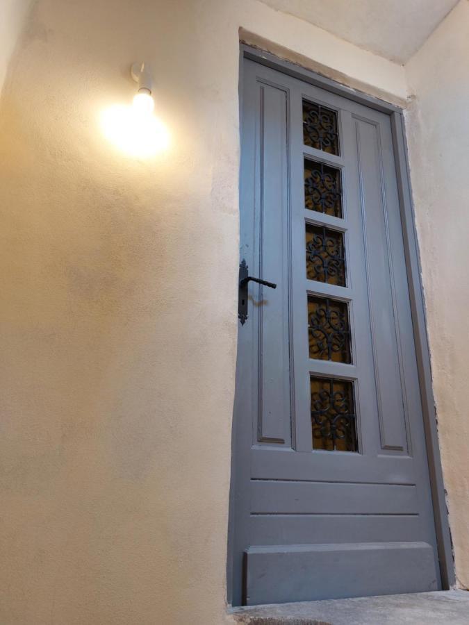 אביניון Maison Intra Muros, Terrasses Avec Vue Jaccuzzi Et Garage מראה חיצוני תמונה