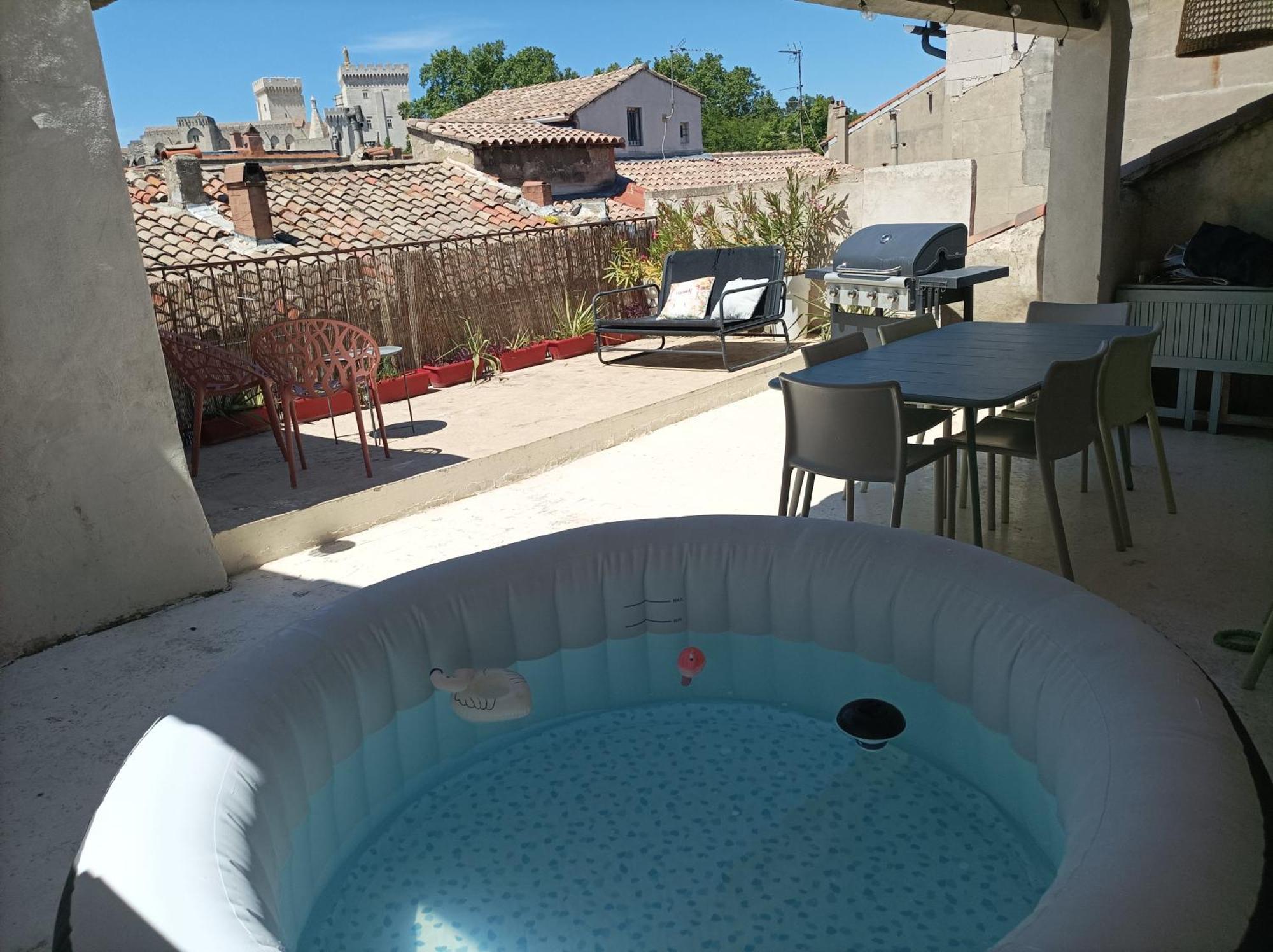 אביניון Maison Intra Muros, Terrasses Avec Vue Jaccuzzi Et Garage חדר תמונה